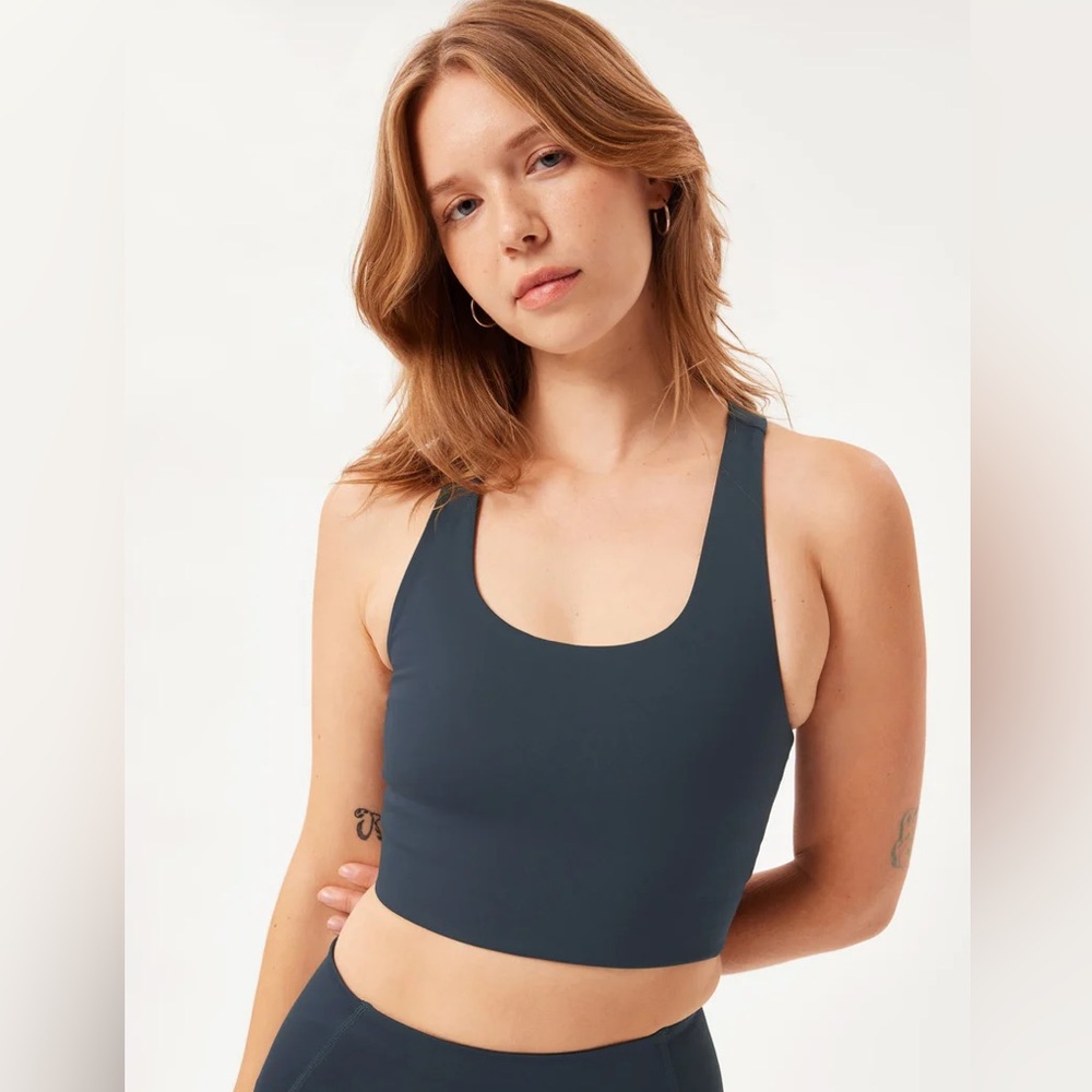 Girlfriend Collective NWOT Paloma sports bra in size small. Navy. Never worn.